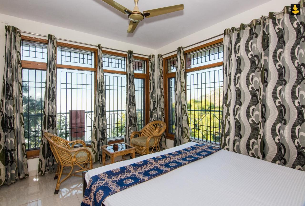 Livingstone 2Bhk Cozy Homestay In Kasauli Hills Екстер'єр фото